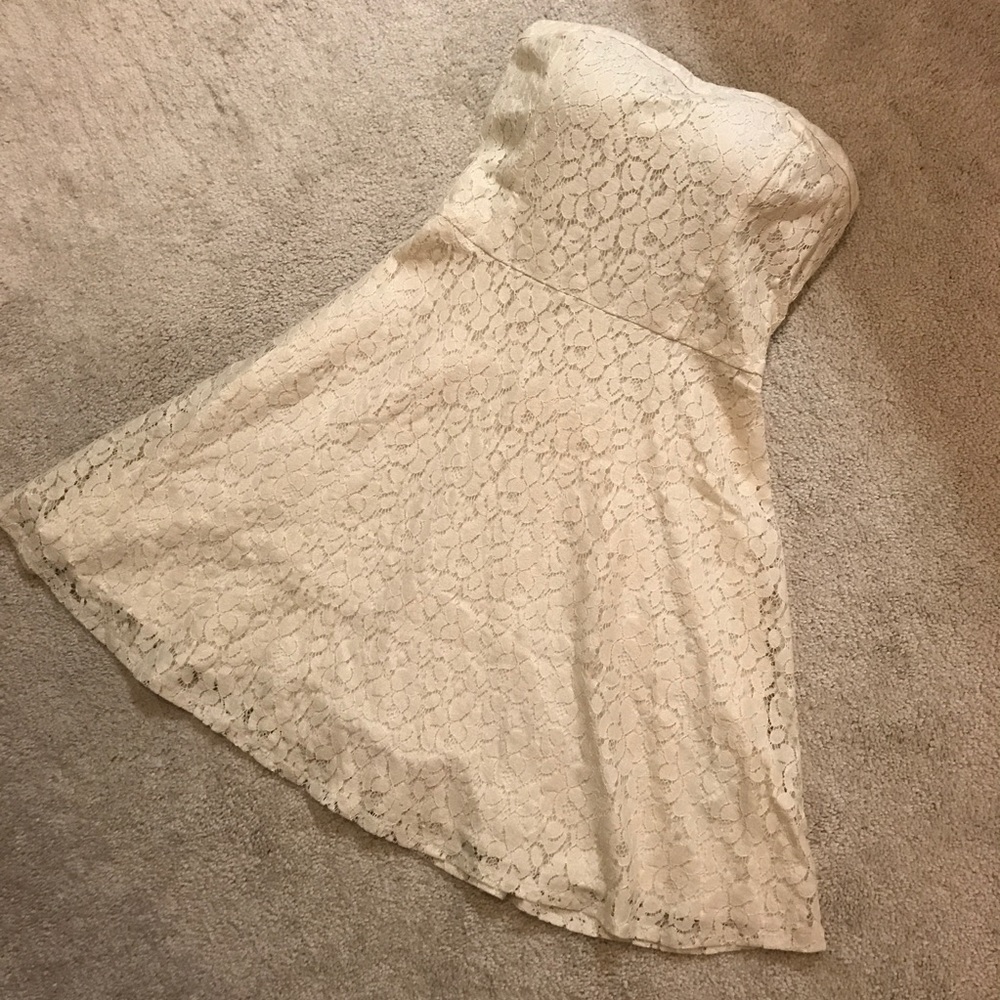 Hollister NWT strapless lace dress cream shimmer